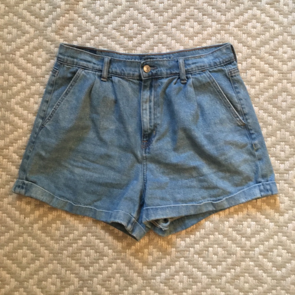 American Eagle Mom Shorts | AE Mom Jean Sh…